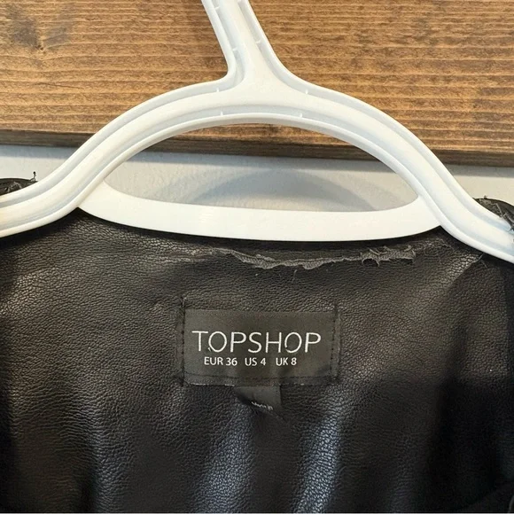 Topshop Women's Black Leather Biker Jacket size Small - Picture 9 of 10